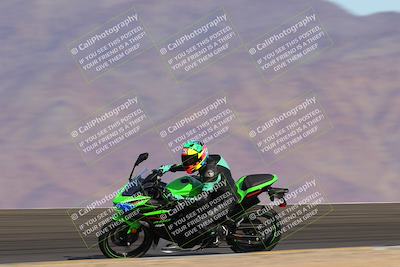 media/Dec-17-2022-SoCal Trackdays (Sat) [[224abd9271]]/Turn 12 Inside Distant (1025am)/